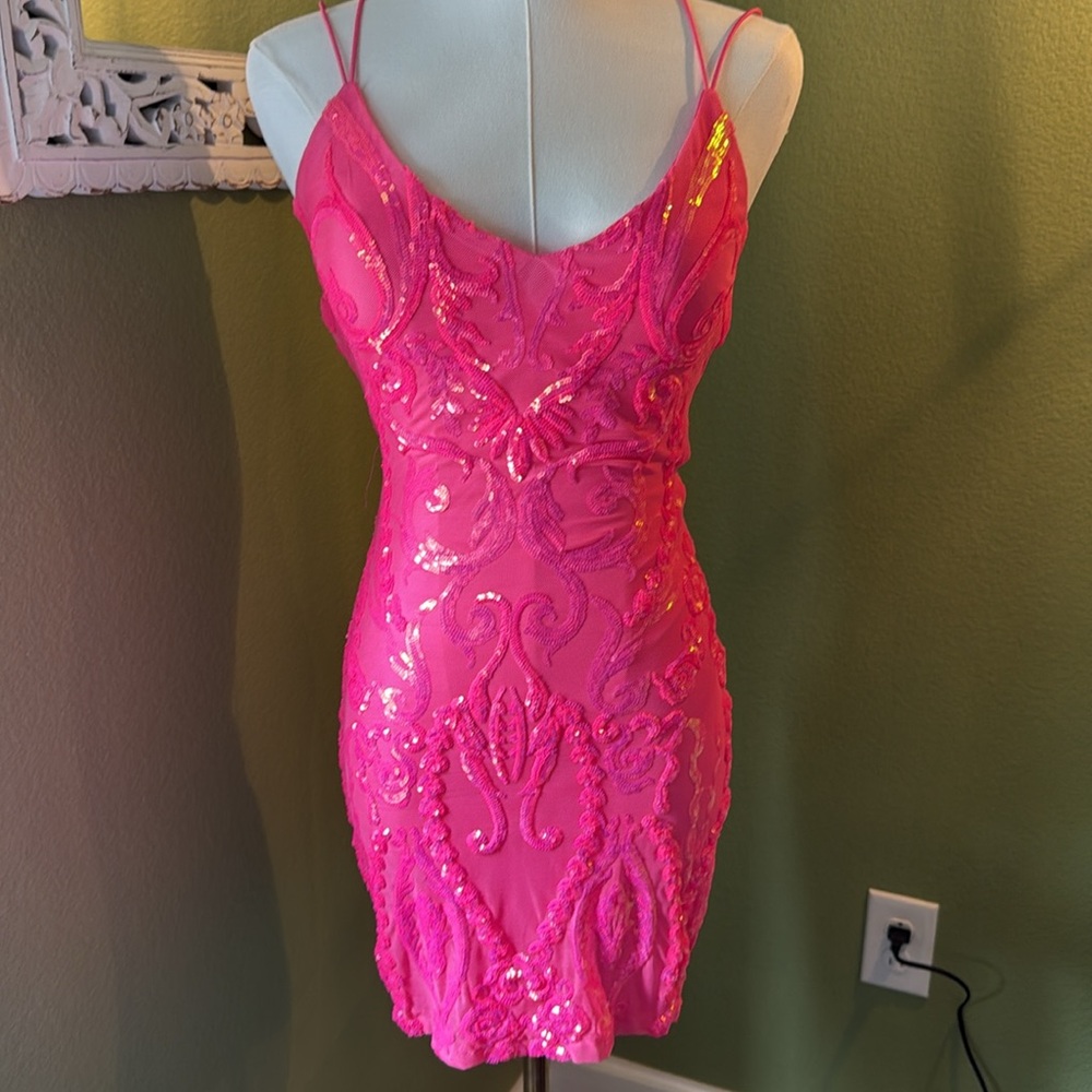 B Darlin Vibrant Pink sequin Dress - Picture 4 of 7